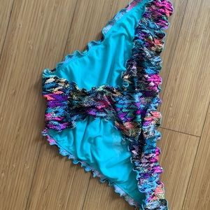 Shade & Shore Bikini Bottom with ruched butt💙